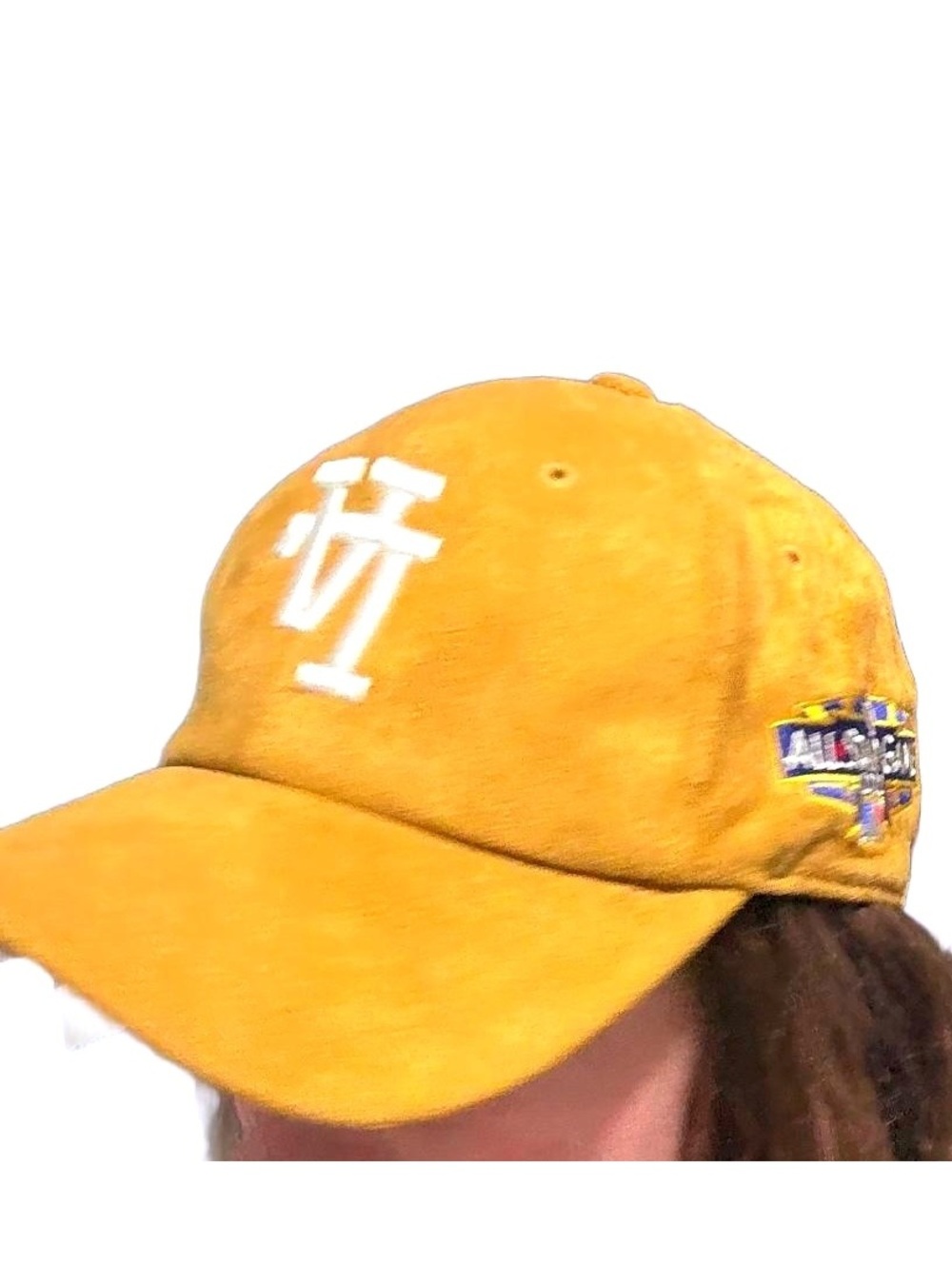 Los Angeles hat women’s mustard, yellow color HTF